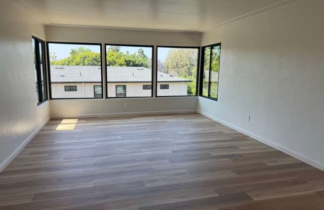 *******Classic Mt. Helix Ranch Style Home*******3 BED 2 BATH photos photos