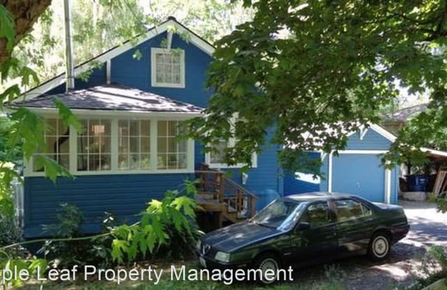 8501 Ravenna Ave NE - 8501 Ravenna Avenue Northeast, Seattle, WA 98115