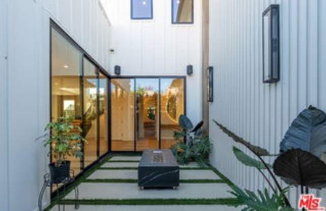 4708 Noble Avenue photos photos 4708 Noble Avenue photos photos