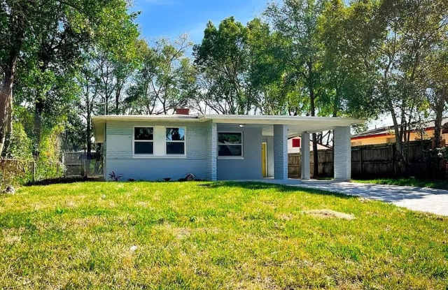 3 Bedroom Single Family Home in Jacksonville Gallery 3