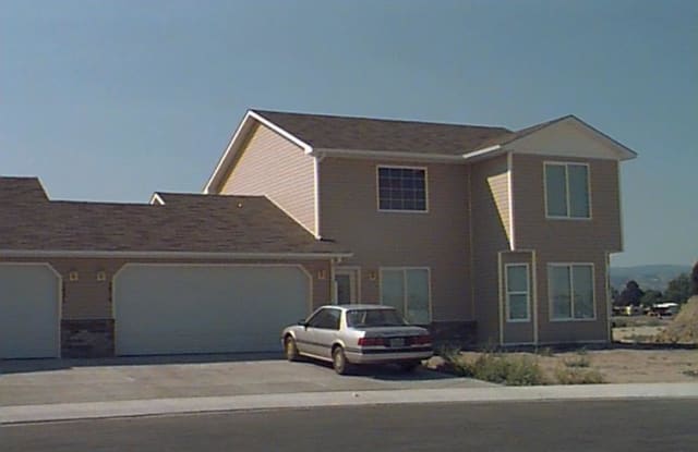 2819 Meade Ct - 2819 Meade Court, Grand Junction, CO 81506