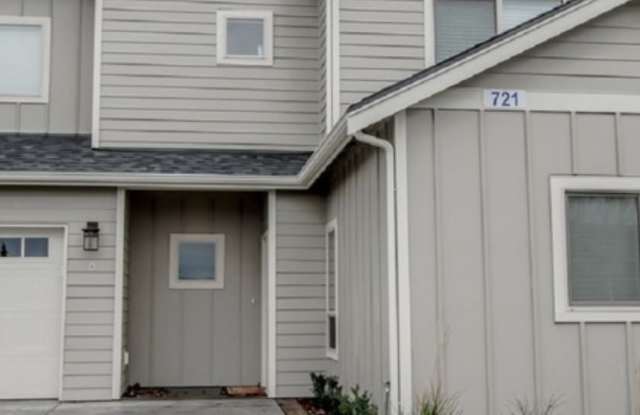 721 Trail Road photos photos