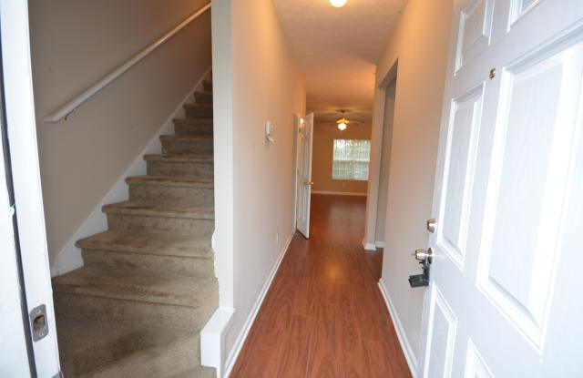 1577 Eastern Sunrise Ln Gallery 2