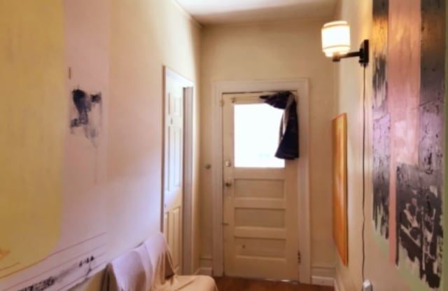1008 E John st 3 - 1008 E John St, Seattle, WA 98102