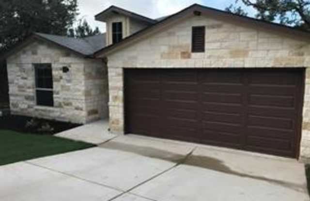 Beautiful home in Lago Vista with modern finishes and an open-concept layout! photos photos