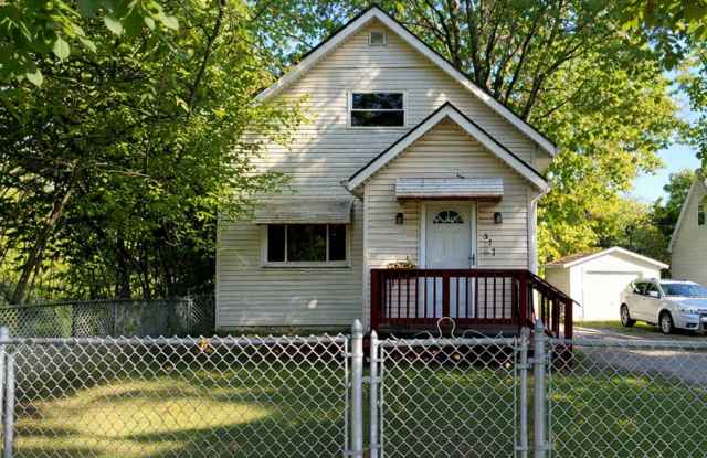 Welcome to 377 Talbot Ave — Charming Pet-Friendly Home in East Akron! photos photos Welcome to 377 Talbot Ave — Charming Pet-Friendly Home in East Akron! photos photos