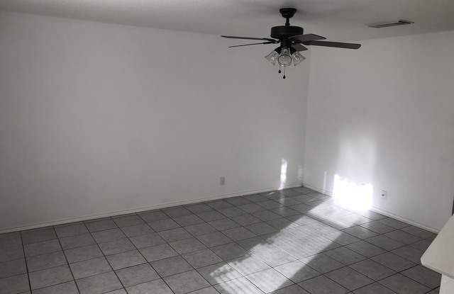 22 MCLENNAN OAK Gallery 4
