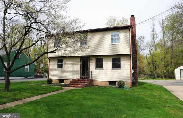 23 SMYTHE AVE - 23 Smythe Avenue, Mercer County, NJ 08610