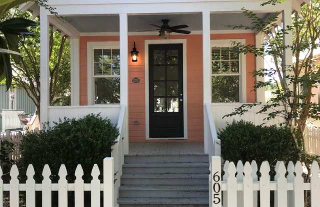 605 Cottage Square Lane - 605 Cottage Square Ln, Ocean Springs, MS 39564