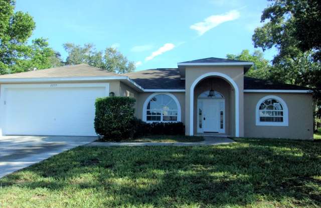 Centrally Located 3 Bedroom Single Family Home photos photos