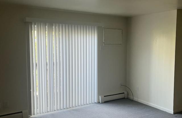 4045 Reading Rd photos photos