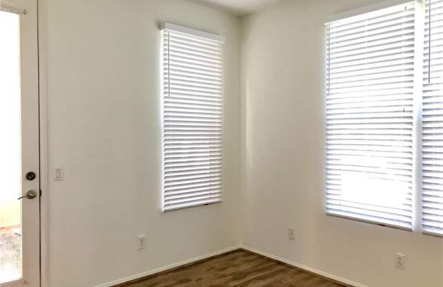153 Tall Oak Gallery 3