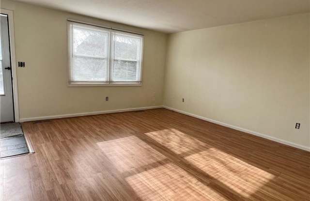 15 Meadowrue Drive Gallery 2