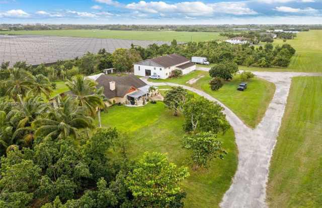 22100 SW 194th Ave photos photos