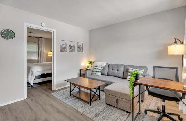 605 W Michigan St photos photos