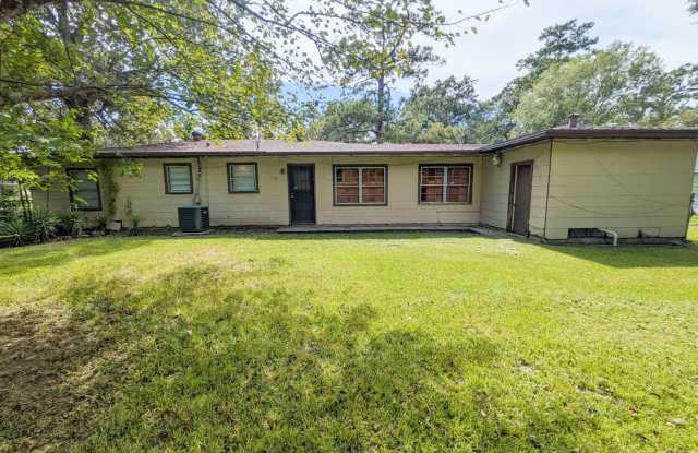 4510 El Paso, Beaumont, TX 77703 Gallery 3