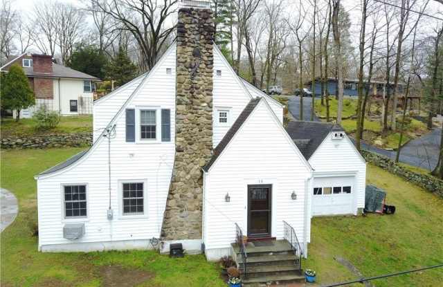 15 Beacon Hill Road - 15 Beacon Hill Road, Ardsley, NY 10502