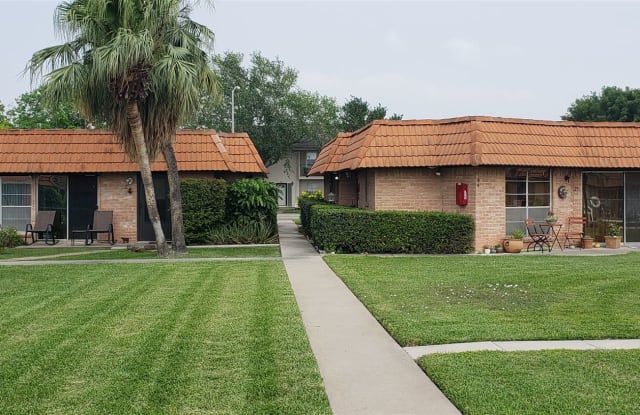 1400 Palm Valley Dr W Apt 9 - 1400 Palm Valley Drive West, Palm Valley, TX 78552