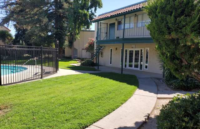 2 Bedroom Upper Unit In Central Livermore - FOR RENT photos photos
