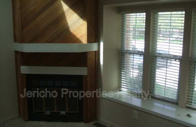 1250 S. Flower Circle Gallery 2