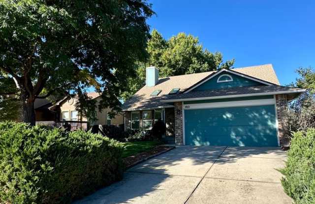 BEAUTIFULLY UPDATED 3BD HOME NEAR FORT CARSON photos photos