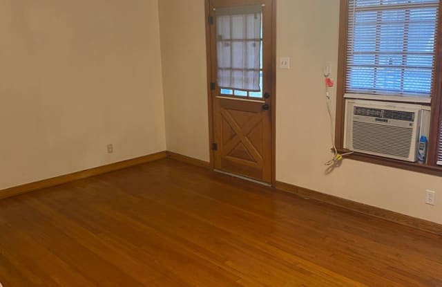 2151 Evelyn Street - 2151 Evelyn Street, Lake Charles, LA 70601