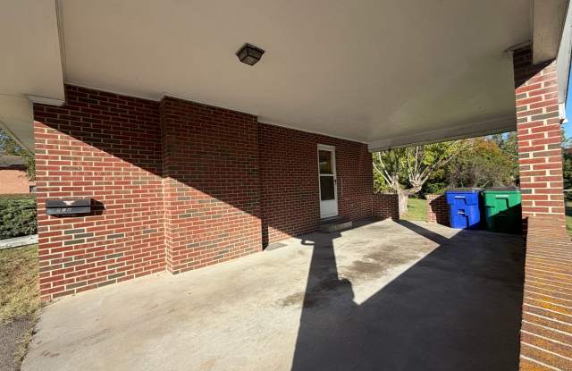 Fully Renovated Home Near Virginia Tech Gallery 3