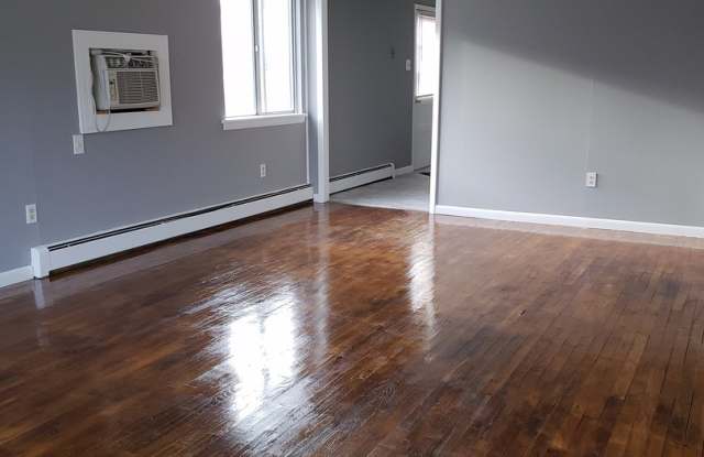 Beautiful 3 bedroom 1.5 Bathroom unit located within East Pennsboro Area School District photos photos