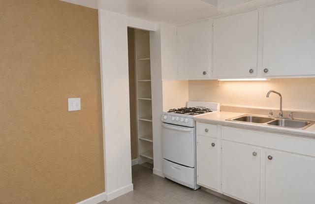 Stunningly Unique 1-Bed  | (1) Off St Parking | Utilities & Appliances Included Gallery 4