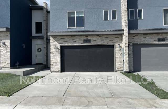 2433 5th Street - Townhome photos photos
