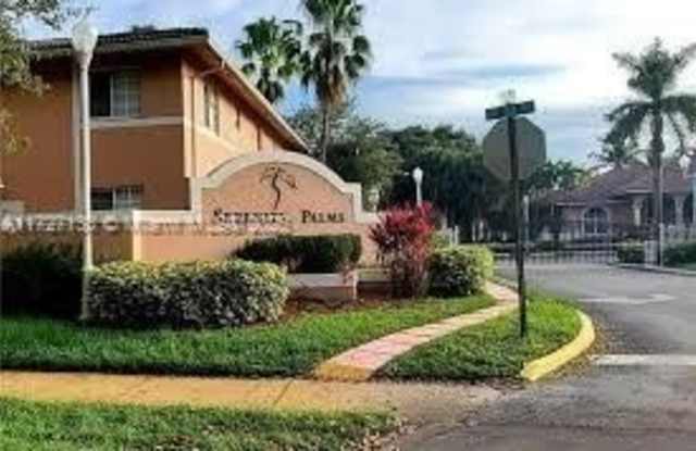3251 Sabal Palm Mnr - 3251 Sabal Palm Manor, Davie, FL 33024