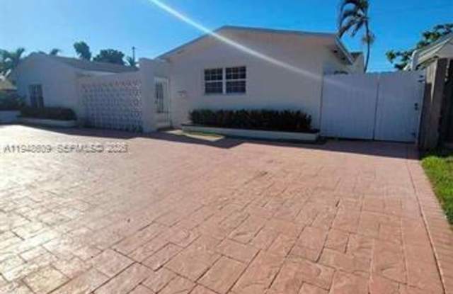 12305 SW 42nd St # 0 MIAMI, FL 33175 photos photos