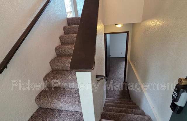 4617 Beach Dr E Gallery 3