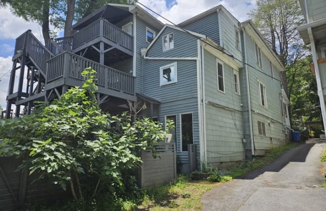 693 Myrtle Street Northeast photos photos