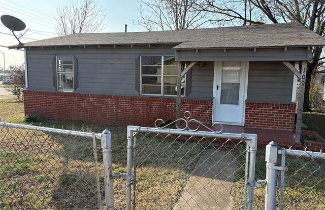 109 N Walker photos photos