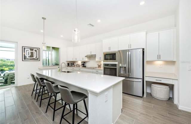 17662 SANTORINI Court Gallery 4