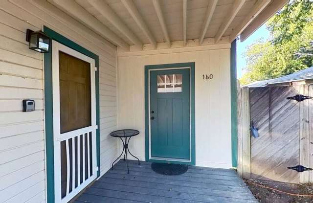 160 S Fredericksburg St photos photos