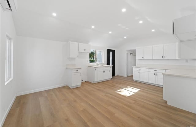 Beautifully remodeled 2-bedroom, 2-bath home, perfectly situated near CSUN photos photos