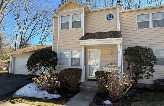 12 Paine Commons - 12 Paine Commons, Yaphank, NY 11980 12 Paine Commons - 12 Paine Commons, Yaphank, NY 11980