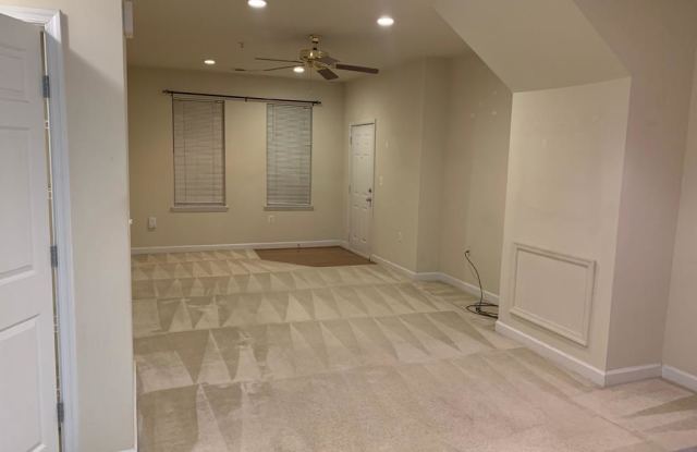 42527 Hollyhock Terrace photos photos