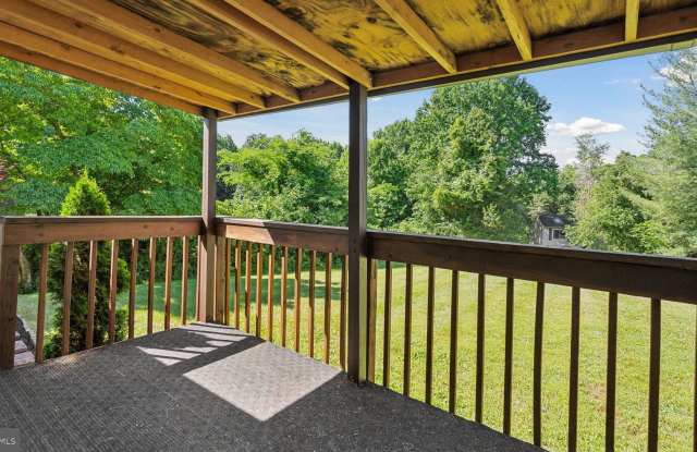 7432 PORCH Road Gallery 3