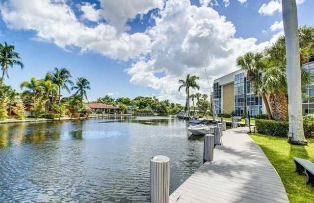 2990 NE 16th Ave photos photos