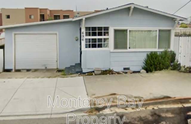 696 Hawthorne Street photos photos