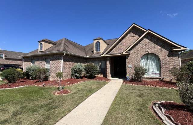Beautifully Furnished 4-Bedroom Home in Zachary's Audubon Lakes! - 3031 Audubon Court, Zachary, LA 70791