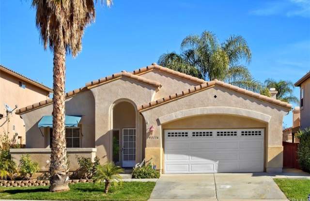Single Story 3 Bedroom in Paseo Del Sol Gallery 1