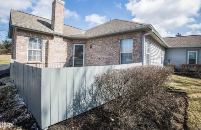 360 Villa Oaks Ln - 360 Villa Oaks Lane, Gahanna, OH 43230