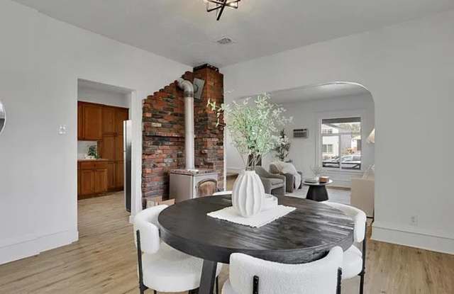 2218 E Pacific Ave photos photos