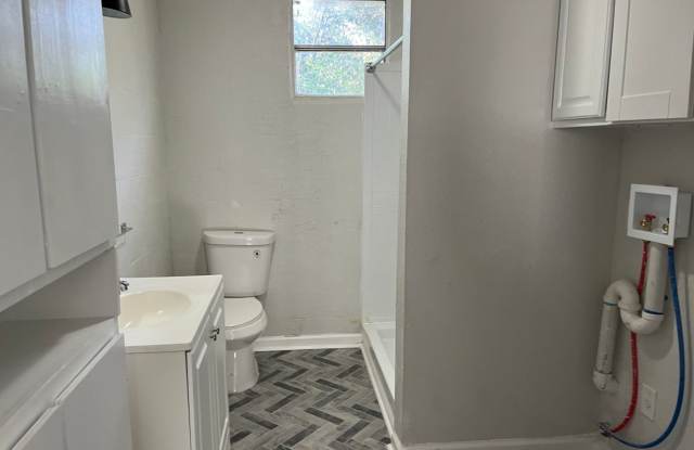 1 bedroom apartment all inclusive rent Gallery 4