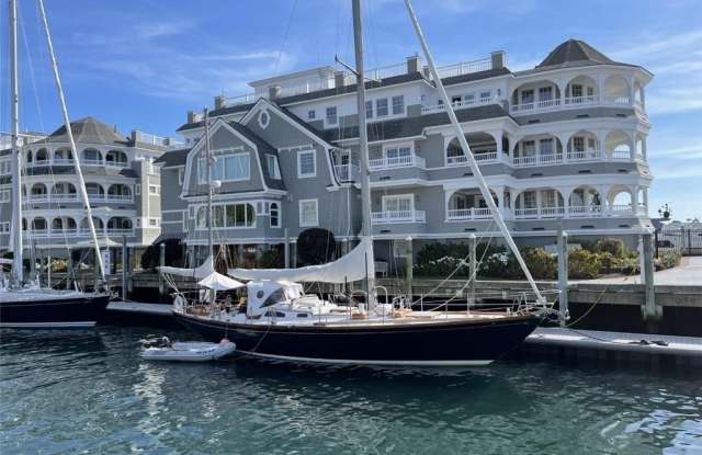 26 Brown and Howard Wharf Gallery 2
