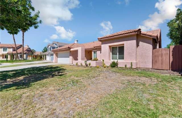 1541 Bengal Ct Gallery 2